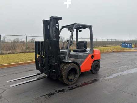 Diesel Forklifts 2019  Toyota 8FDU30 (1)
