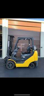 Propane Forklifts 2017  Komatsu A42576 (1)