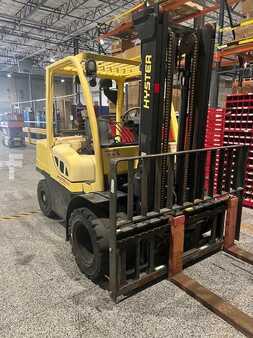 Propane Forklifts 2015  Hyster H80FT (1)