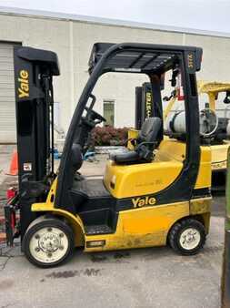 Propane Forklifts 2018  Yale GLC050VX (1)