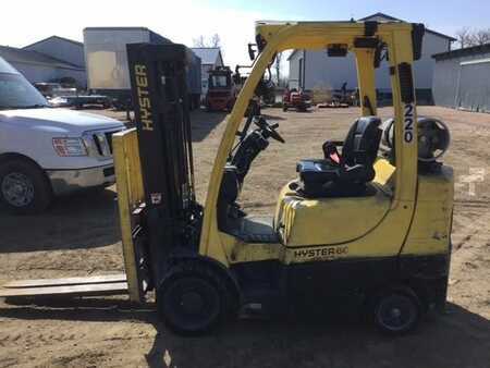 Propane Forklifts 2019  Hyster S60FT (1)