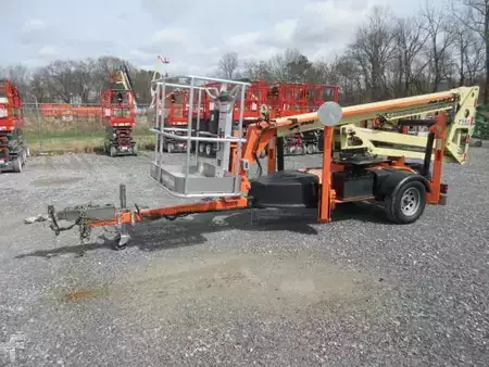 Truck Mounted Forklift 2018  JLG T350 (1)