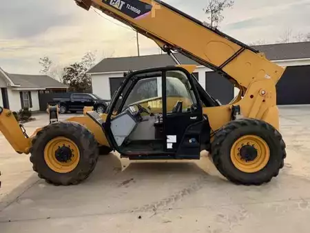 Manipulador Telescópico fijo 2015  CAT Lift Trucks TL1055 (1)