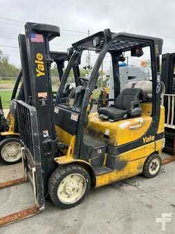 Propane Forklifts 2012  Yale GLC050VX (1)