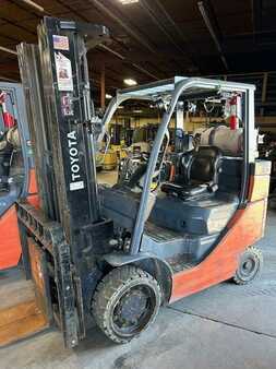 Propane Forklifts 2018  Toyota 8FGC35U-BCS (1)