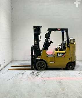 Propane Forklifts 2019  CAT Lift Trucks GC40K-STR (1)