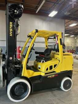 Propane Forklifts 2016  Hyster S155FT (1)