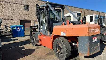 Diesel Forklifts 2015  Toyota THD30000-24 (1)