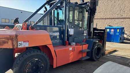 Diesel Forklifts 2015  Toyota THD30000-24 (2)