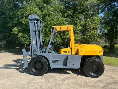 Diesel Forklifts 2010  TCM FD100-2 (1)