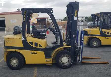 Propane Forklifts 2018  Yale GLP080VX (1)