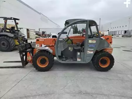 Telehandler Fixed 2017  [div] XR5919 (1)