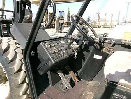 Manipulador Telescópico fijo 2003  Ingersoll Rand VR843C (6)