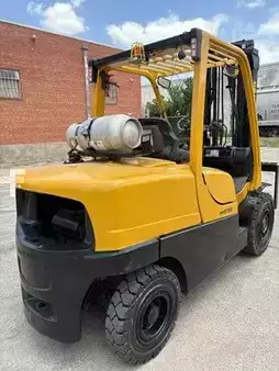 Propane Forklifts 2020  Hyster H100FT (6)