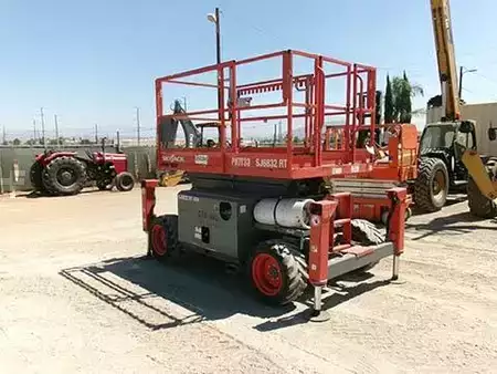 Montacargas Todo Terreno 2018  Skyjack SJ6832RT (7)