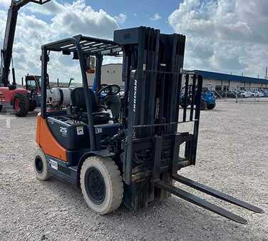 Carretilla elevadora diésel 2018  Doosan G25P-5 (2)
