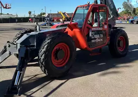 Telehandler Fixed 2017  Skyjack SJ1056 (1)