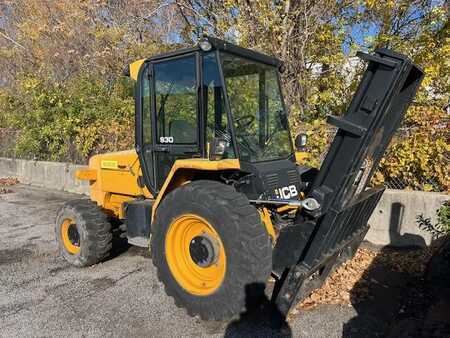 Carretilla todoterreno 2017  JCB 930-4 (1)