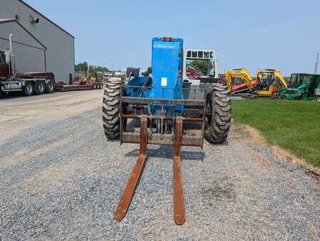 Manipulador Telescópico fijo 2013  Genie GTH-844 (8)