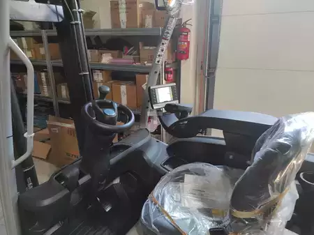 Electric - 4 wheels 2023  Still RX 20-20 P (5)