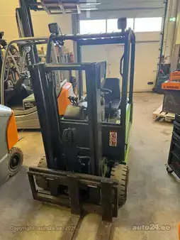 Containerhanterare 2000  Steinbock Boss LE 18 (3)