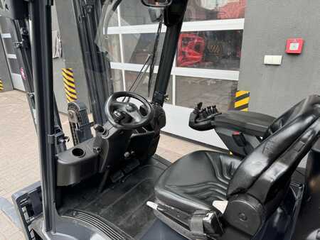 LPG Forklifts 2006  Linde H20T-01 (184) (8)