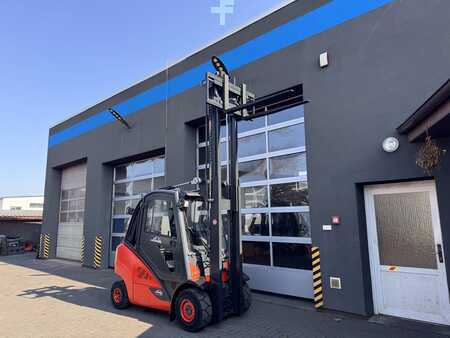 Linde H35T-02 (889)