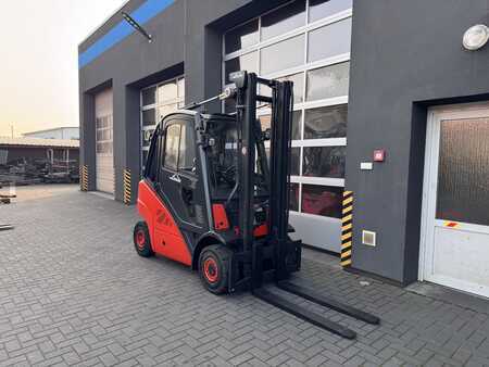 Dízel targoncák 2008  Linde H25D (657) (2)