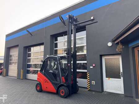 Dízel targoncák 2008  Linde H25D (657) (3)