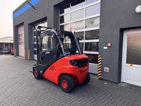 Dízel targoncák 2008  Linde H25D (657) (5)