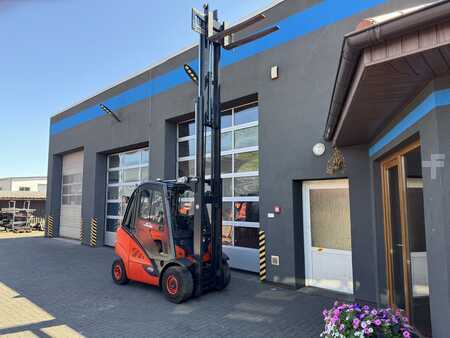 Diesel heftrucks 2015  Linde H25D-02/600 (377) (3)