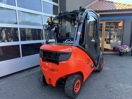 Diesel heftrucks 2015  Linde H25D-02/600 (377) (6)
