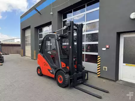 Wózki widłowe diesel 2018  Linde H25D-02/600 (009) (2)