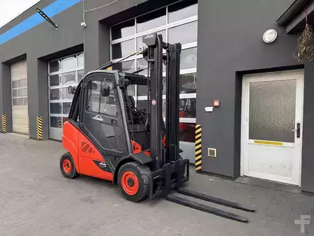 Wózki widłowe diesel 2017  Linde H25D-02/600 (469) (2)
