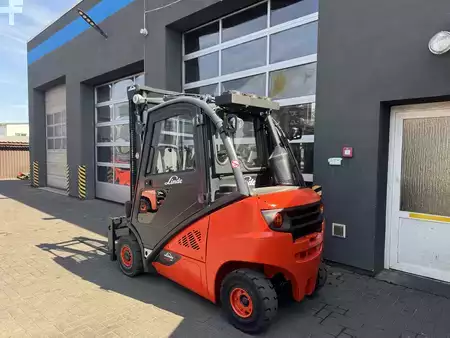 Wózki widłowe diesel 2015  Linde H20D-02/600 (279) (7)