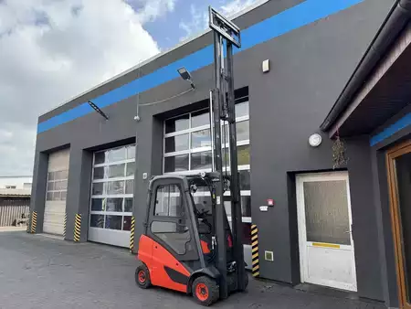 Wózki gazowe 2019  Linde H16T-01 (505) (3)