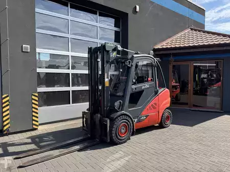 Wózki gazowe 2019  Linde H30T-02 (950) (1)
