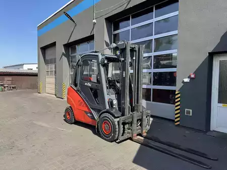 Wózki gazowe 2019  Linde H30T-02 (950) (2)