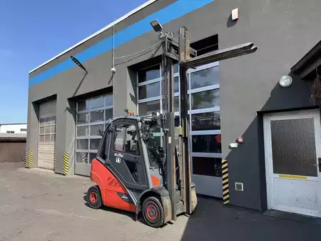 Wózki gazowe 2019  Linde H25T-02 (595) (3)