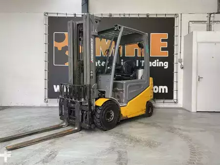 Elektro čtyřkolový VZV 2016  Jungheinrich EFG 425K (3)