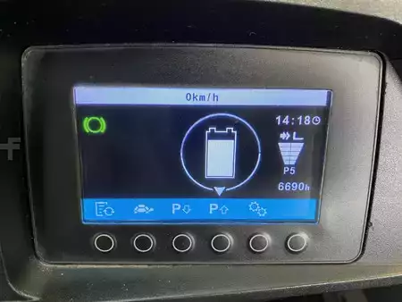 Elektro čtyřkolový VZV 2016  Jungheinrich EFG 425K (6)