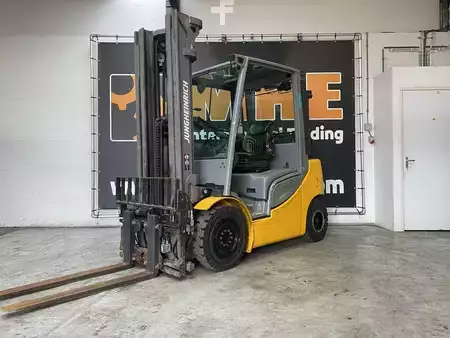 Carretilla elevadora GLP 2016  Jungheinrich TFG425s (3)