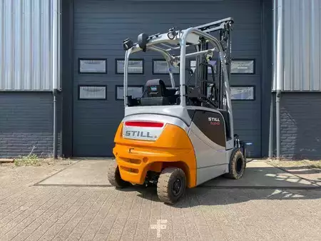 Elektryczne 4-kołowe 2016  Still RX20-20P (4)