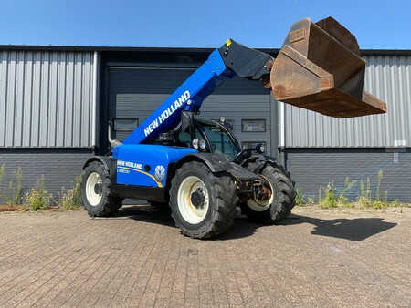 Telescopic forklift rigid 2011  New Holland LM5030 (1)