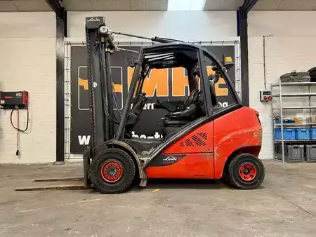 Wózki widłowe diesel 2015  Linde H30D-02 (2)