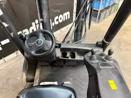 Diesel truck 2015  Linde H30D-02 (5)