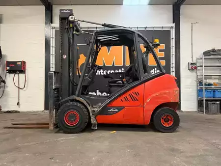 Wózki widłowe diesel 2015  Linde H30D-02 (2)