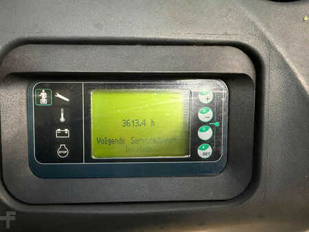 Nízkozdvižný vozík 2011  Linde T20AP (6)