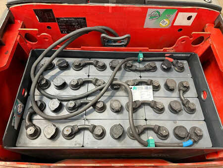 Nízkozdvižný vozík 2011  Linde T20AP (8)