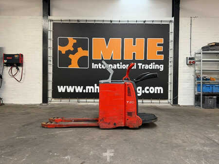 Nízkozdvižný vozík 2011  Linde T20AP (2)